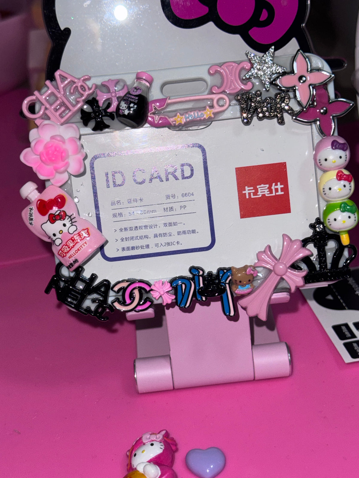 CUSTOM JUNK BADGE HOLDER